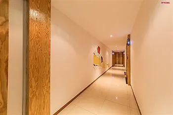 Ez Hotel Seoul 2*,