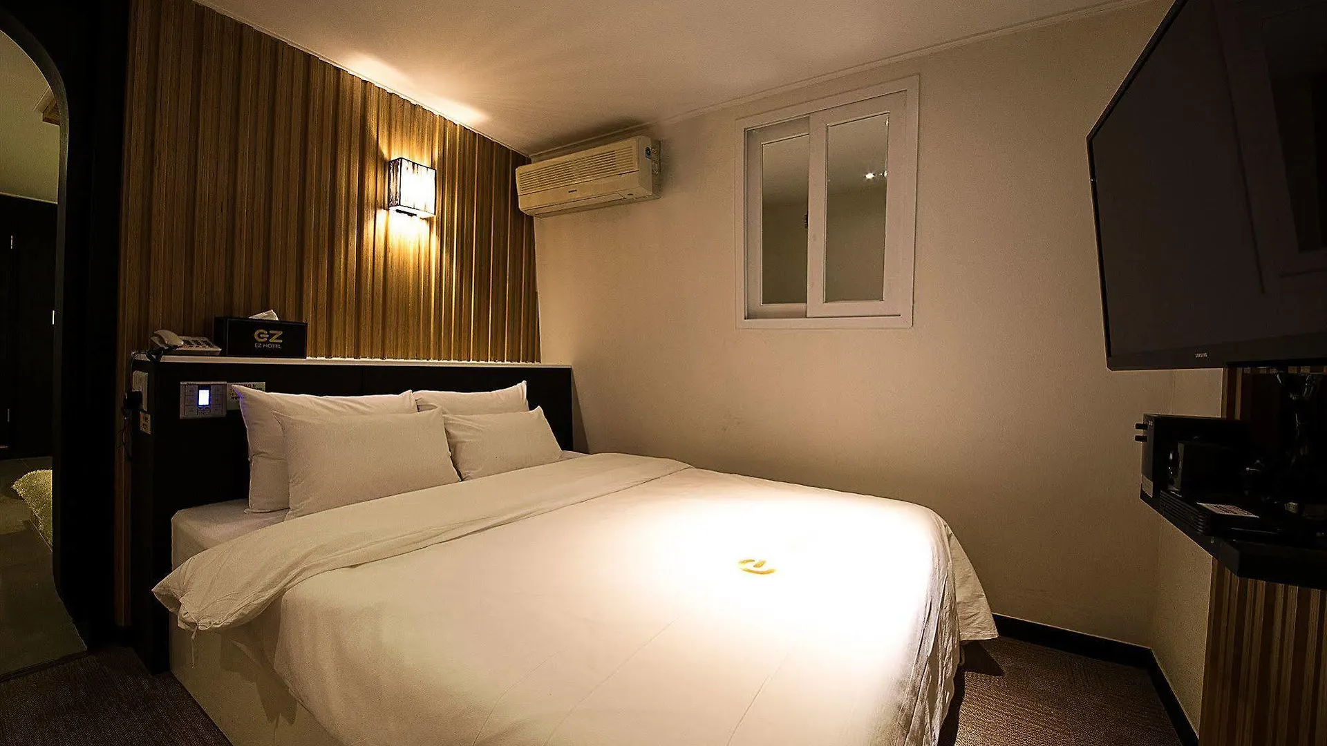 Ez Hotel Seoul