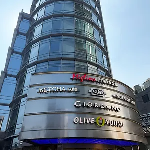 Mohenic Myeongdong Hotel